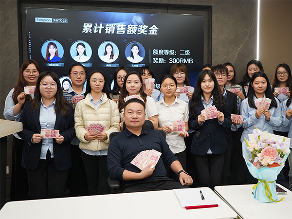 Comemorando o aniversário de entrada da Harley